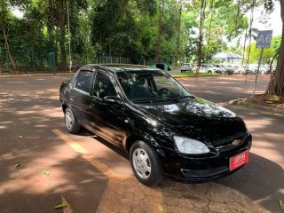 Corsa Sedan Classic 1.0 4P. 
