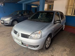 Clio Sedan Authentique 1.0 16v