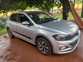 Veículo: Volkswagen - Polo Hatch - 1.0 4P.  em Ribeirão Preto