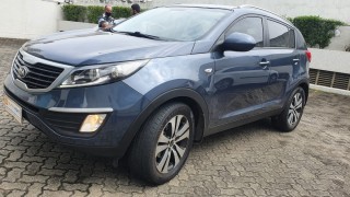 Veículo: Kia - Sportage - LX em Ribeirão Preto