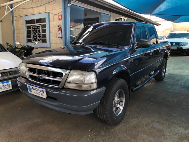 Veculo: Ford - Ranger - XL 2.5 CD 4X4 4P. em Batatais