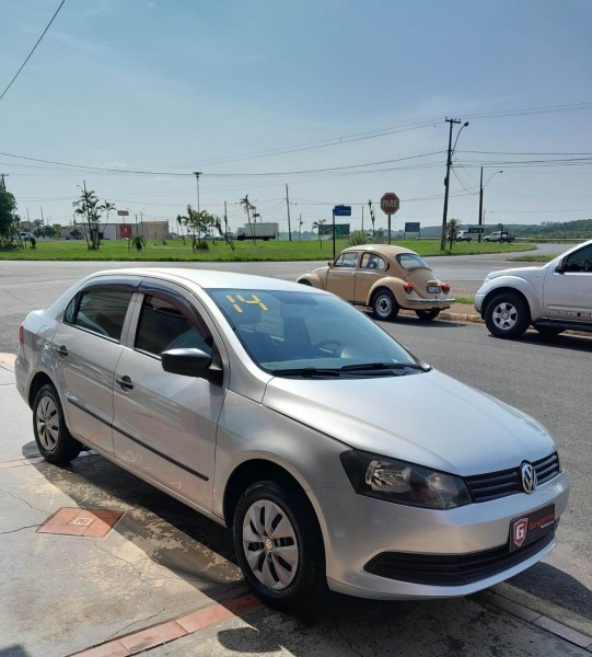 Veculo: Volkswagen - Voyage - 1.0 em Santa Rosa de Viterbo