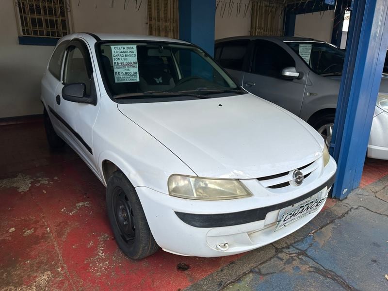 Veculo: Chevrolet (GM) - Celta - 1.0 2P.  em Ribeiro Preto