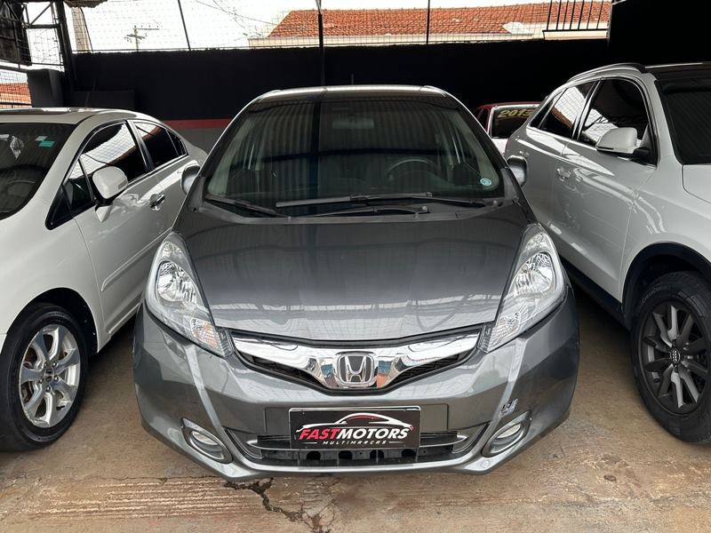 Veculo: Honda - Fit - 1.4 LX Aut. 4P.  em Ribeiro Preto