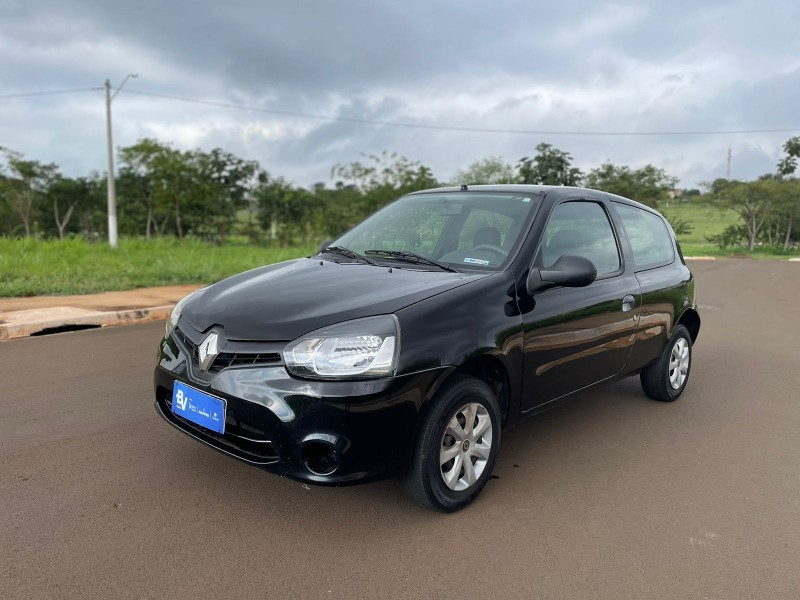 Veculo: Renault - Clio - AUT 1.0 em Sertozinho