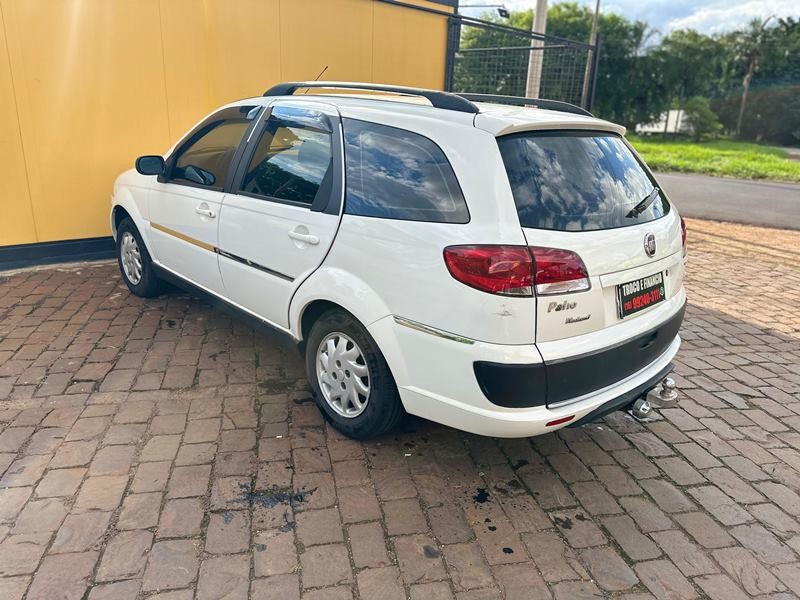 Veculo: Fiat - Palio Weekend - 1.4 Attrative 4P. em Ribeiro Preto