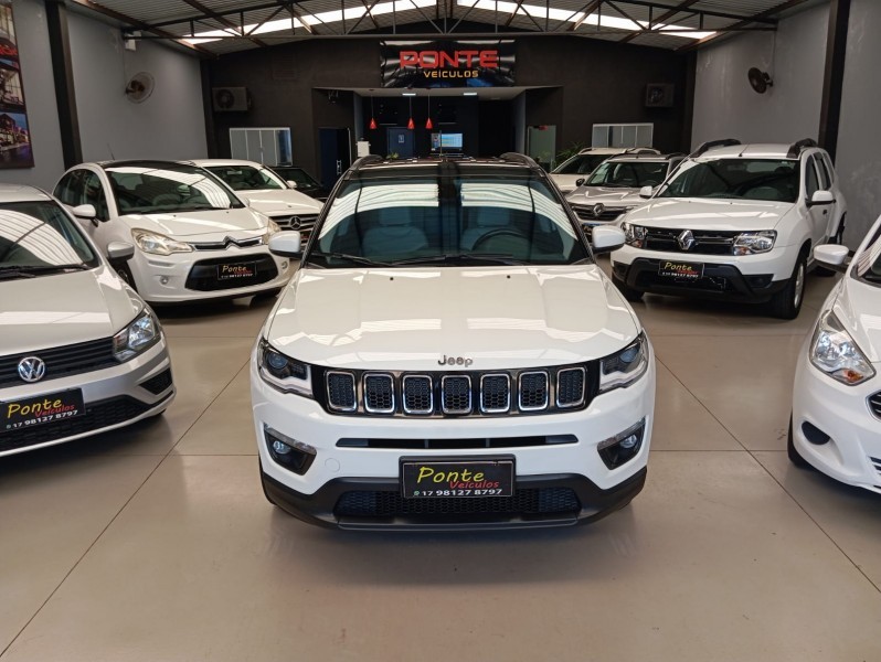 Veculo: Jeep - Compass - 2.0 16V  LONGITUDE AUTOMTICO em Bebedouro