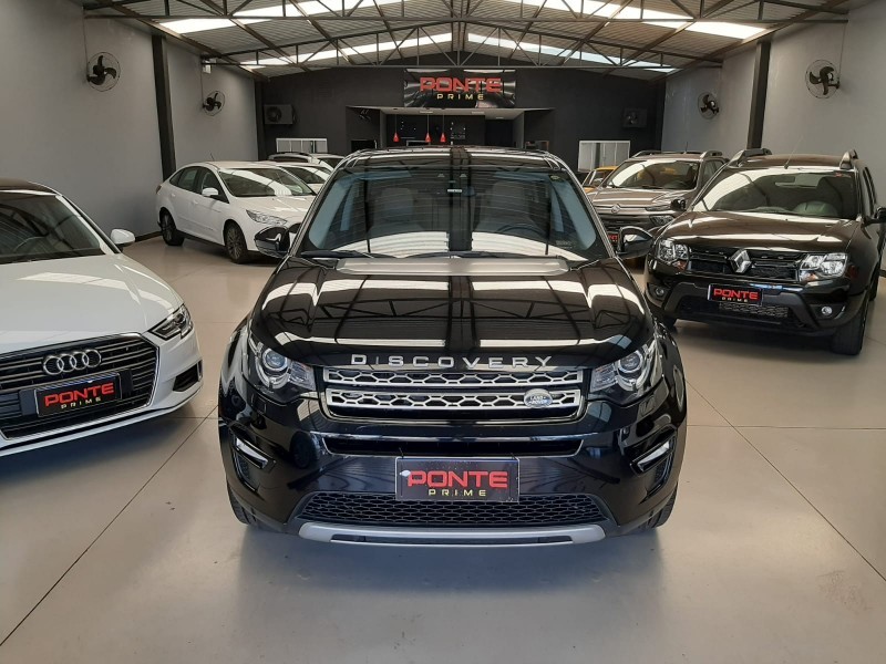 Veculo: Land Rover - Discovery - 2.0 Sport HSE em Bebedouro