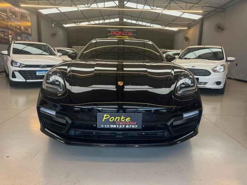 Veculo: Porsche - Panamera - 4EHYB em Bebedouro