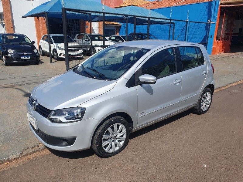 Veculo: Volkswagen - Fox - 1.0 ITrend Completo  em Ribeiro Preto