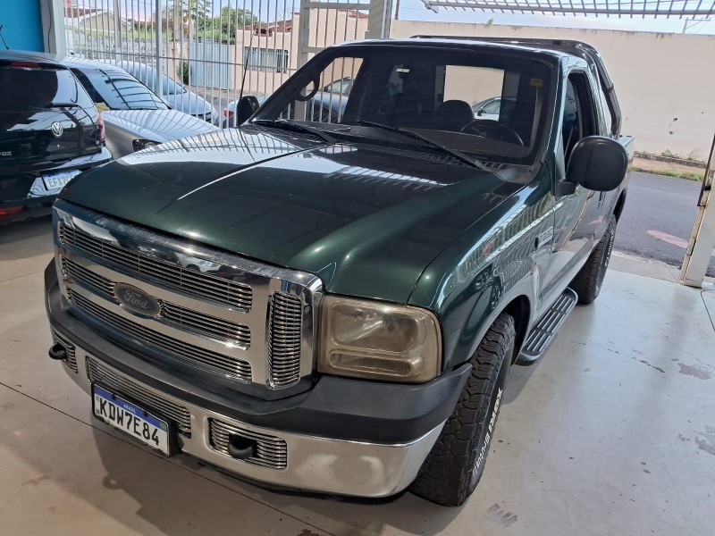 Veculo: Ford - F-250 - 4.2 XLT SUPERDUTY em Brodowski
