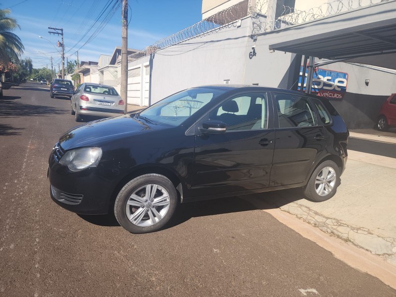Veculo: Volkswagen - Polo Hatch - 1.6 Flex em Ribeiro Preto