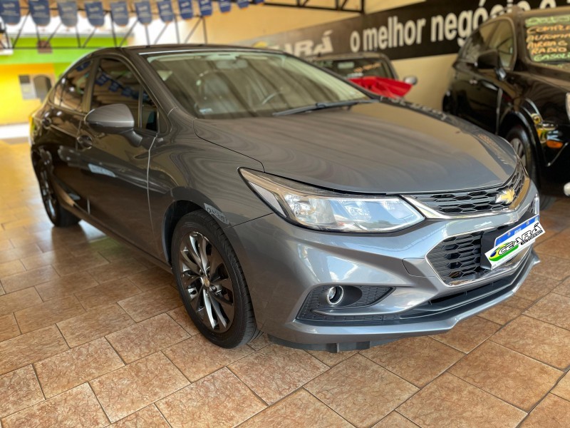 Veculo: Chevrolet (GM) - Cruze - LT 1.4 Turbo em Sertozinho