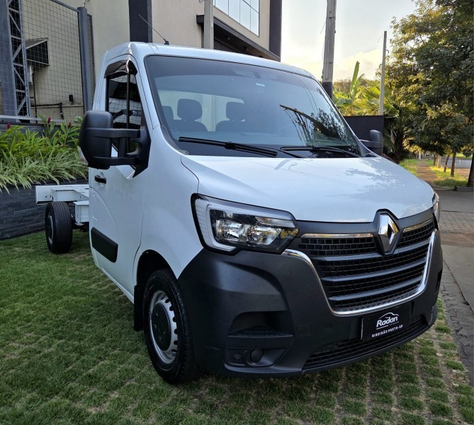 Veculo: Renault - Master - 2.3 Dci Chassi 16v Diesel em Ribeiro Preto