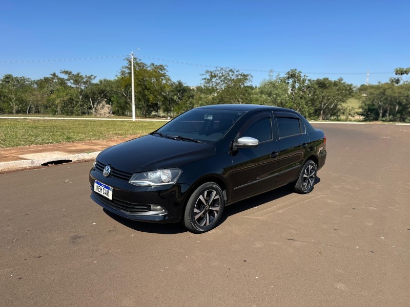 Veculo: Volkswagen - Voyage - COMFORTLINE 1.6 FLEX COMPLETO em Sertozinho