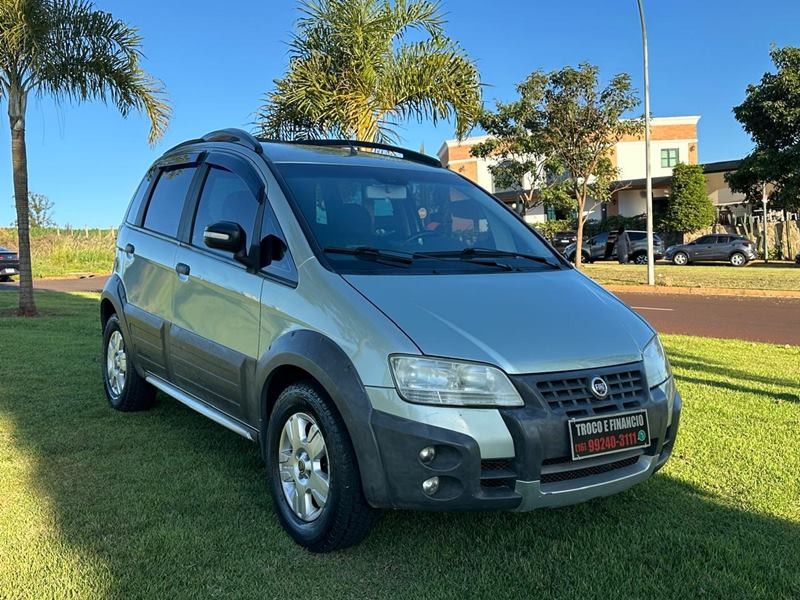 Veculo: Fiat - Idea - Adventure Loker 1.8 MPI 4P. em Ribeiro Preto