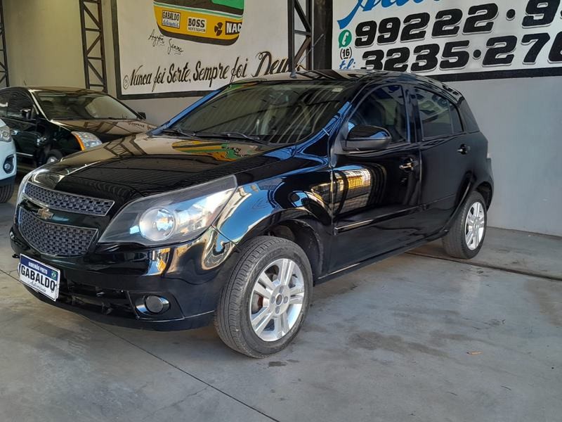Veculo: Chevrolet (GM) - Agile - 1.4 LTZ 4P.  em Ribeiro Preto