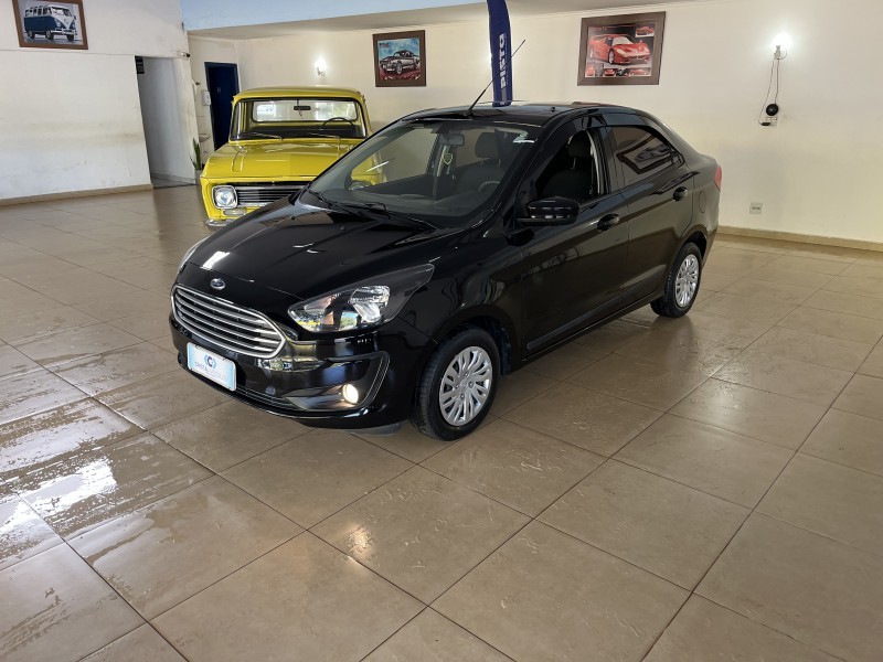 Veculo: Ford - Ka Sedan - 1.0 SE Flex em Ribeiro Preto
