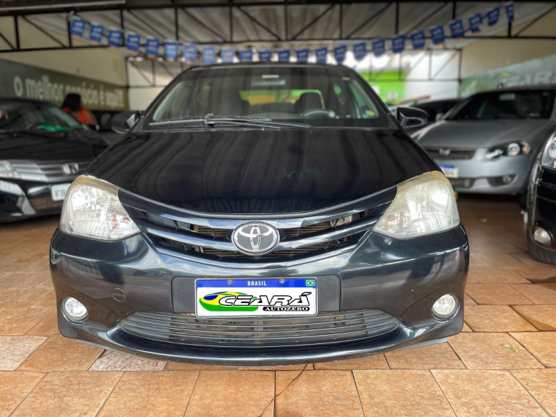 Veculo: Toyota - Etios Sedan - X 1.5 em Sertozinho