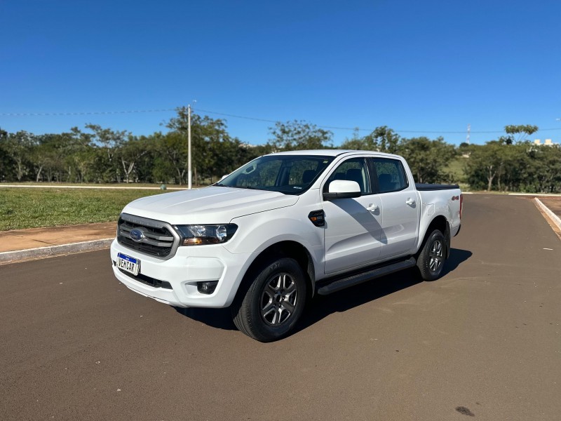 Veculo: Ford - Ranger - XLS 2.2 Diesel 4x4 Automatico em Sertozinho