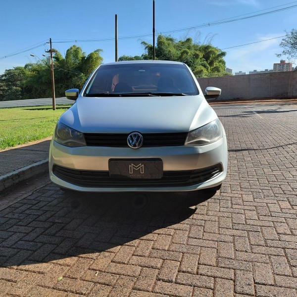 Veculo: Volkswagen - Voyage - 1.0 completo em Ribeiro Preto