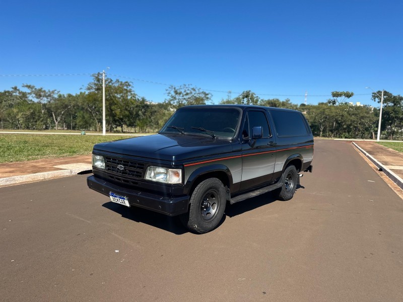 Veculo: Chevrolet (GM) - Bonanza - CUSTOM DE LUXE em Sertozinho