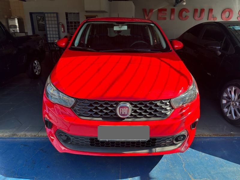 Veculo: Fiat - Argo - 4P.  em Ribeiro Preto