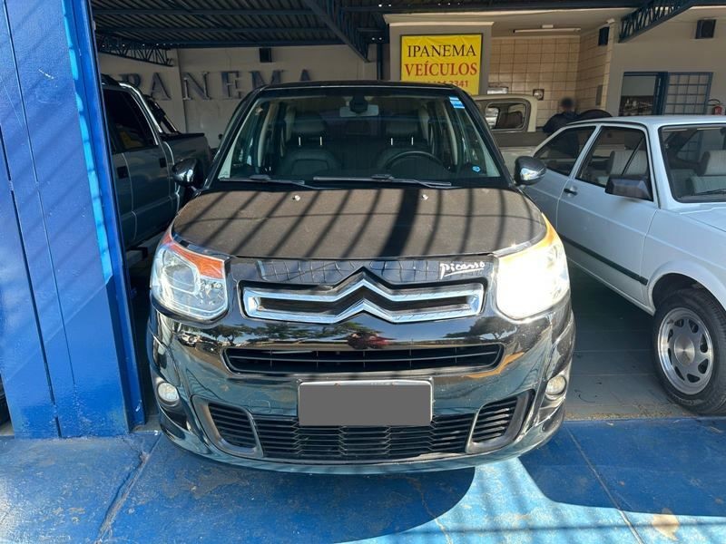 Veculo: Citroen - C3 - Exclusive 4P.  em Ribeiro Preto