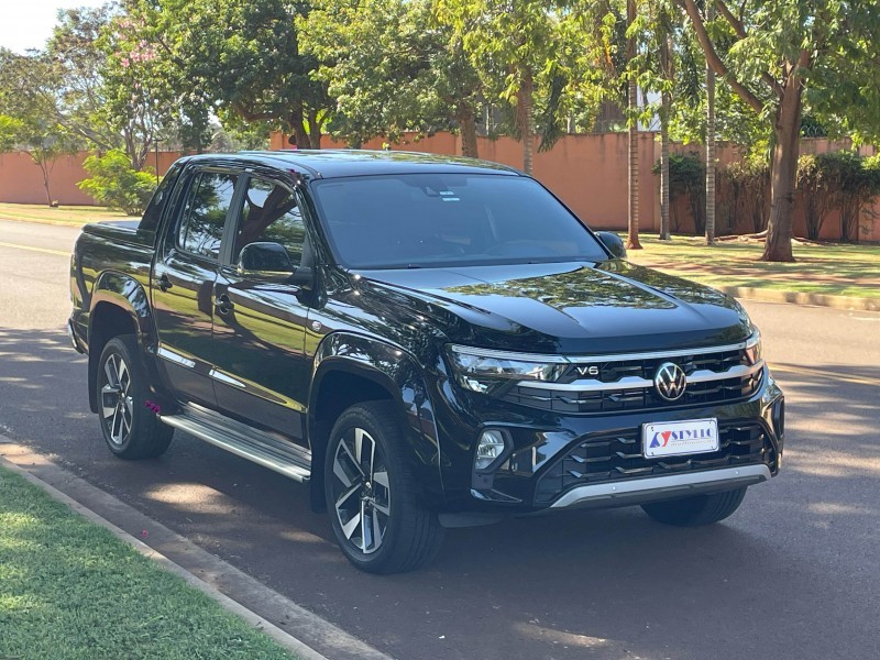 Veculo: Volkswagen - Amarok - Extreme V6 TDI  em Sertozinho