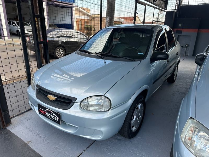 Veculo: Chevrolet (GM) - Corsa Sedan - Classic 1.0 4P. em Ribeiro Preto