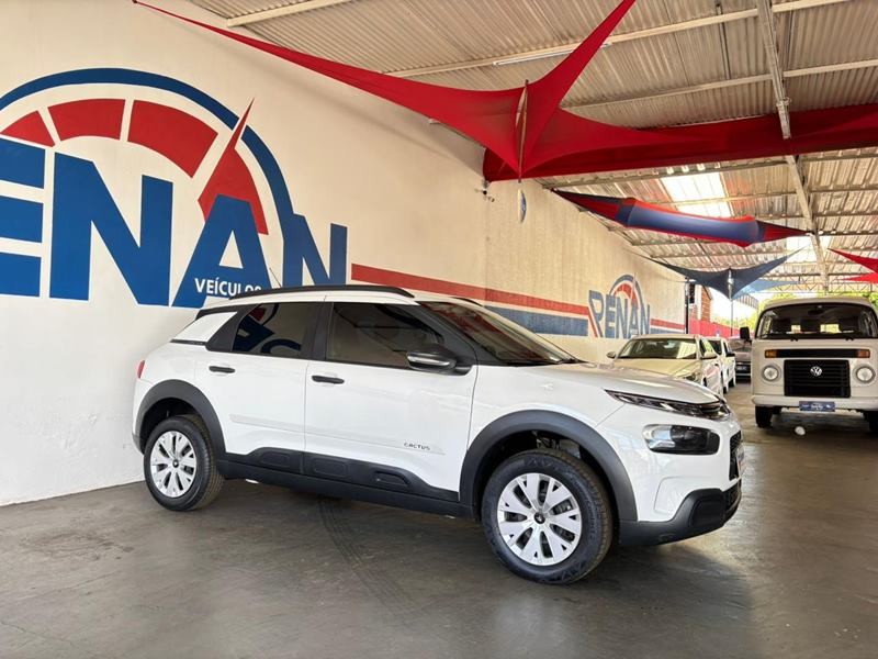 Veculo: Citroen - C4 - Cactus Live 1.6 Aut. 16V 4P.  em Cravinhos
