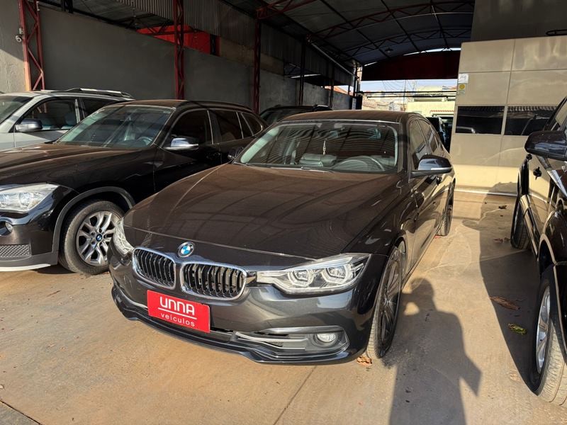 Veculo: BMW - 320 - i 2.0 Aut. 4P.  em Ribeiro Preto