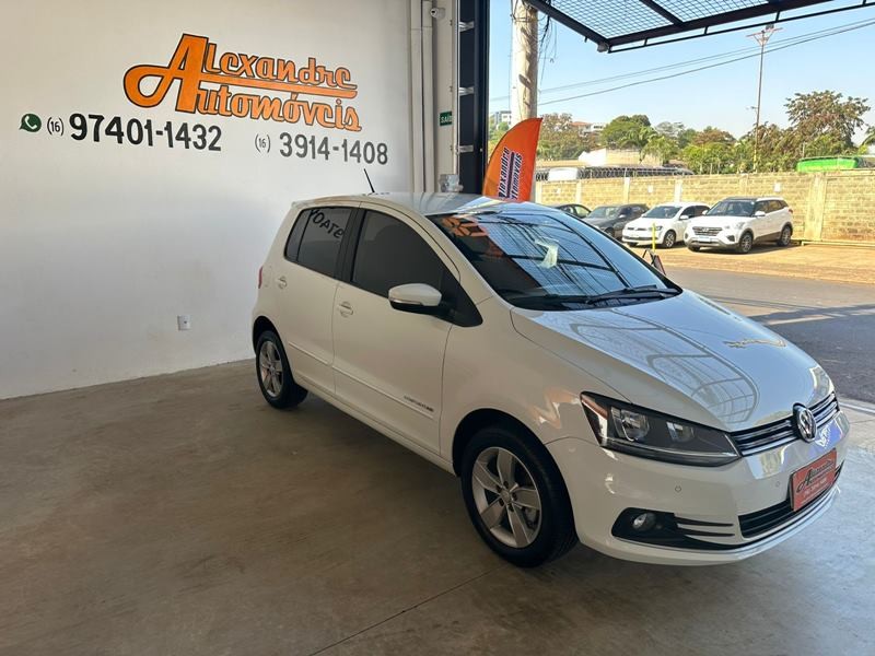 Veculo: Volkswagen - Fox - Comfortline 1.6   4P. em Ribeiro Preto