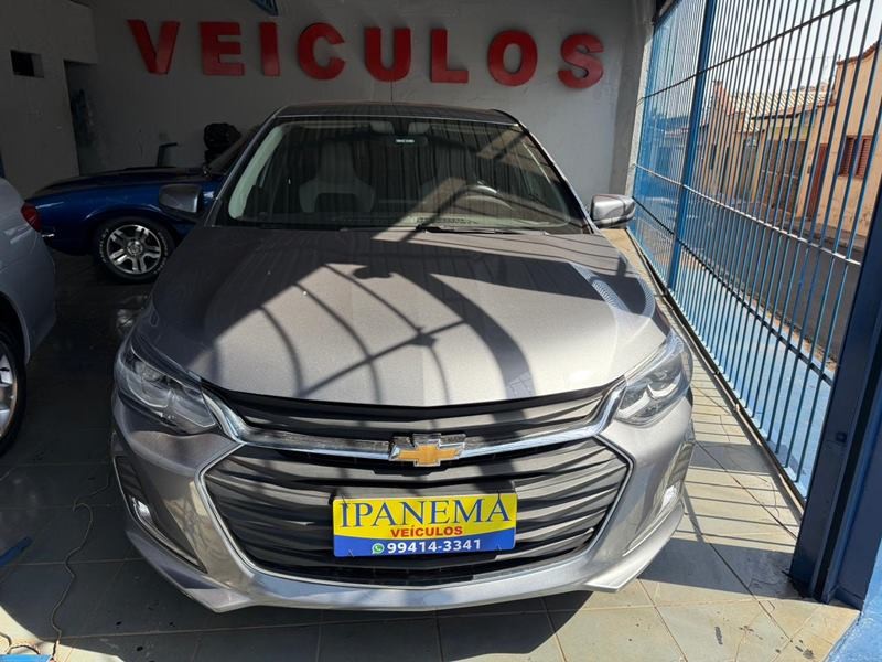 Veculo: Chevrolet (GM) - Onix - Premier 4P.  em Ribeiro Preto