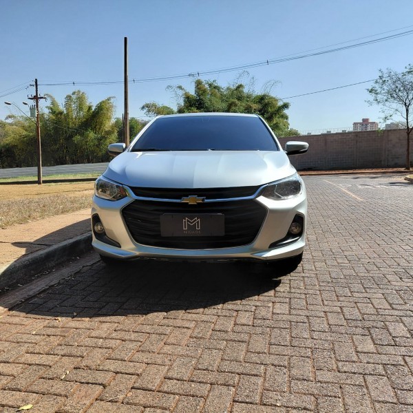 Veculo: Chevrolet (GM) - Onix Sedan - Ltz em Ribeiro Preto