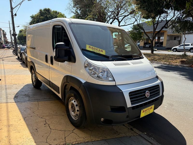 Veculo: Fiat - Ducato - Furgo 2P.  em Ribeiro Preto