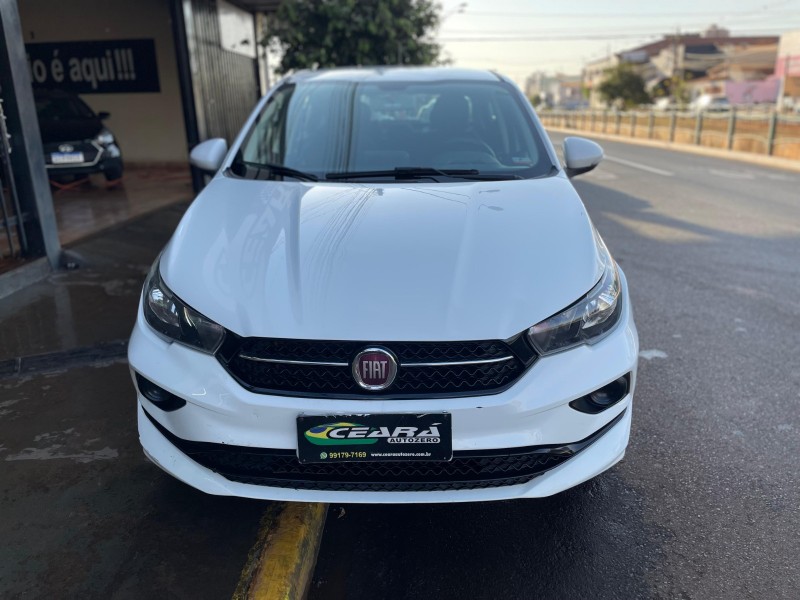 Veculo: Fiat - Cronos - Drive 1.3 em Sertozinho