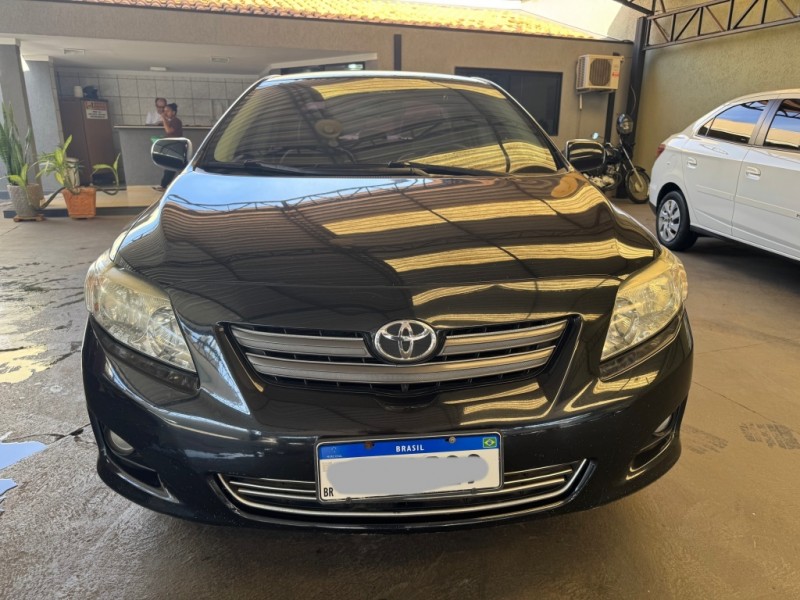 Veculo: Toyota - Corolla - GLI 1.8 em Sertozinho