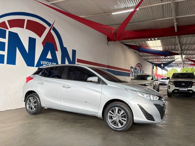 Veculo: Toyota - Yaris - XL Plus Connect 1.5 Aut. 4P.  em Cravinhos
