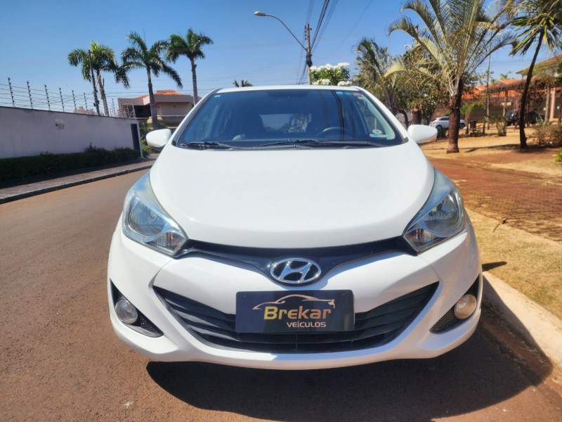 Veculo: Hyundai - HB 20 - Premier 1.6 em Sertozinho