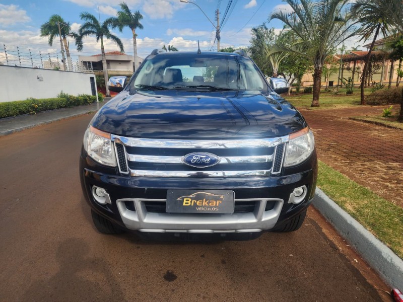 Veculo: Ford - Ranger - Limited em Sertozinho