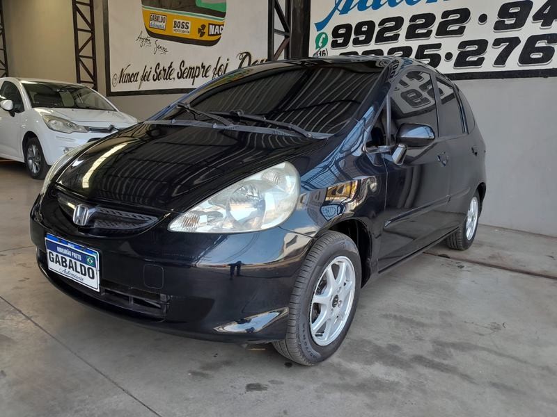 Veculo: Honda - Fit - 1.4 EX 4P.  em Ribeiro Preto