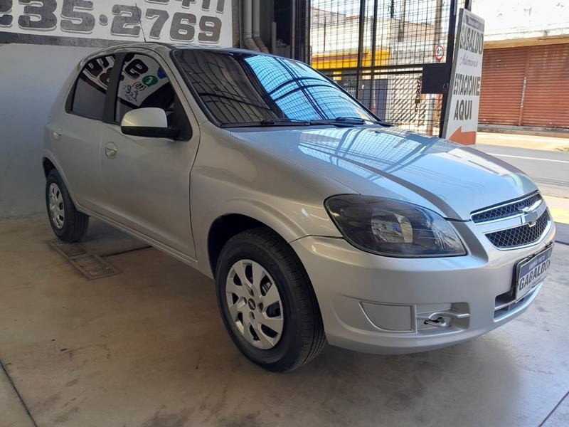 Veculo: Chevrolet (GM) - Celta - LT 1.0 4P.  em Ribeiro Preto