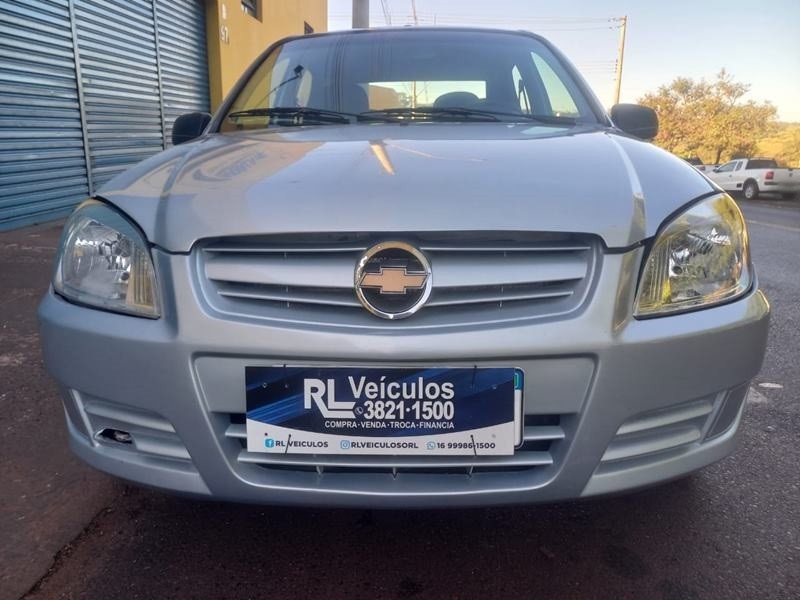 Veculo: Chevrolet (GM) - Prisma - 1.4 MPFI Joy 8V 4P. em Orlndia