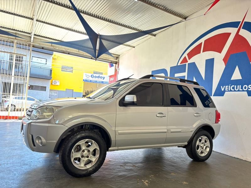 Veculo: Ford - EcoSport - XLT 2.0 Aut. 4P.  em Cravinhos