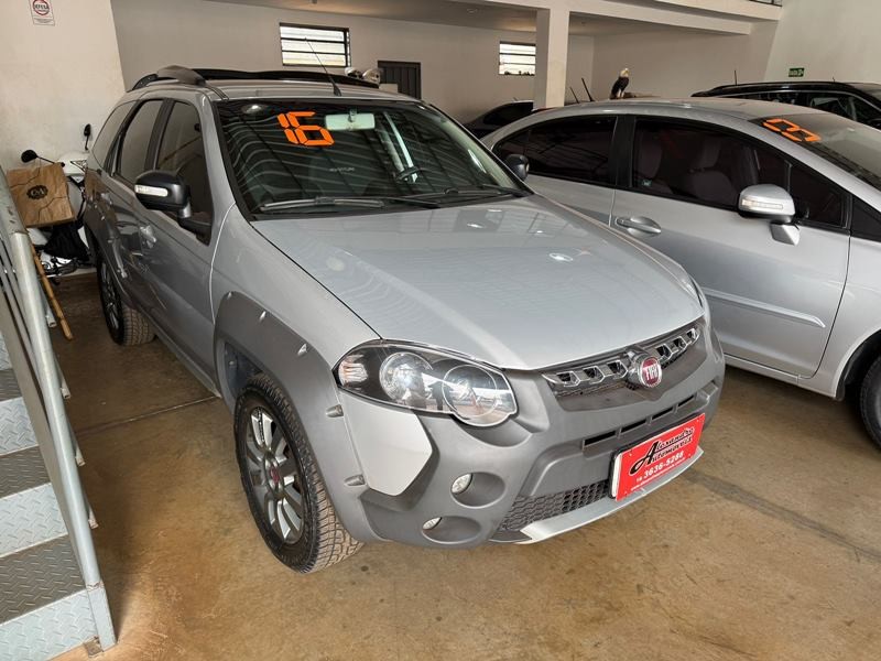 Veculo: Fiat - Palio Weekend - 1.8 Locker 4P.  em Ribeiro Preto