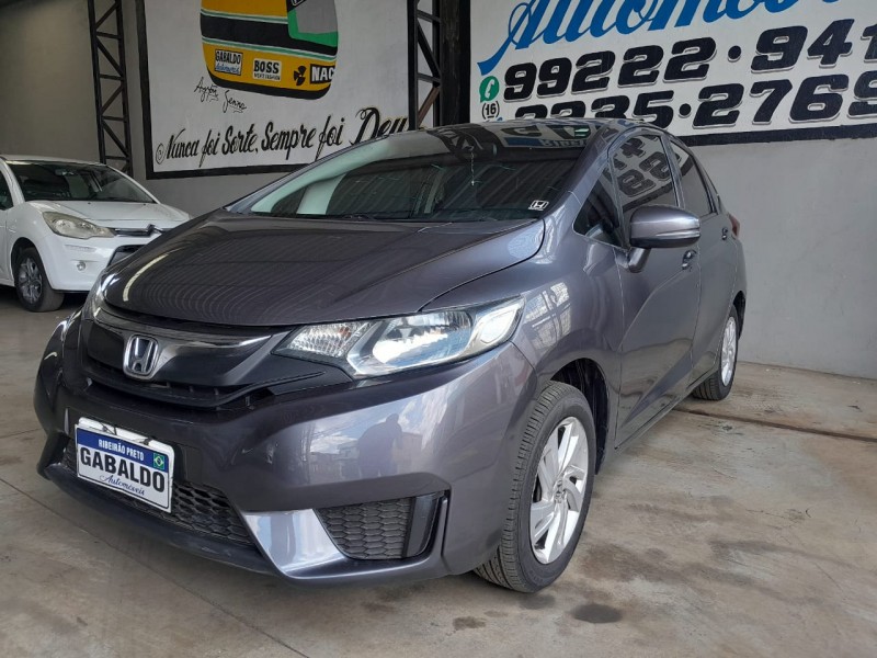 Veculo: Honda - Fit - LX 1.5 Aut. 4P.  em Ribeiro Preto