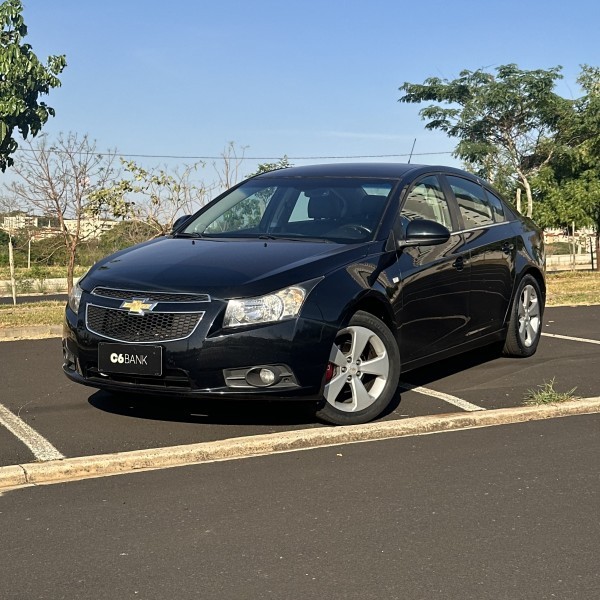 Veculo: Chevrolet (GM) - Cruze - LT 1.8 Automtica  em Ribeiro Preto