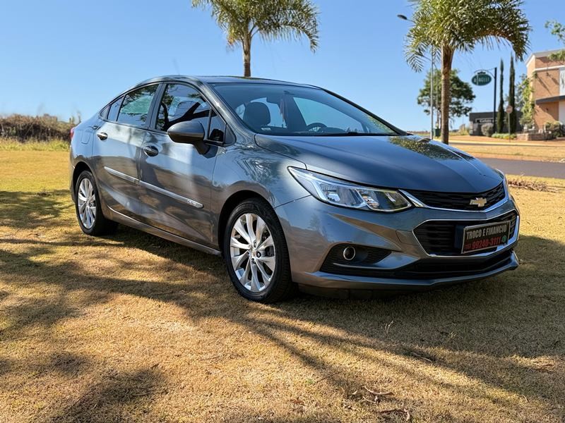 Veculo: Chevrolet (GM) - Cruze - LT 1.4 turbo  em Ribeiro Preto