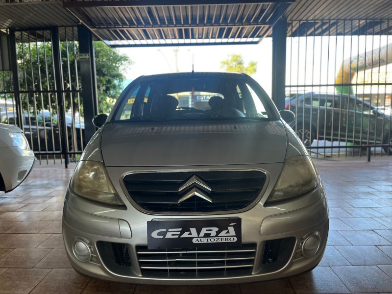 Veculo: Citroen - C3 - GLX 1.4 em Sertozinho